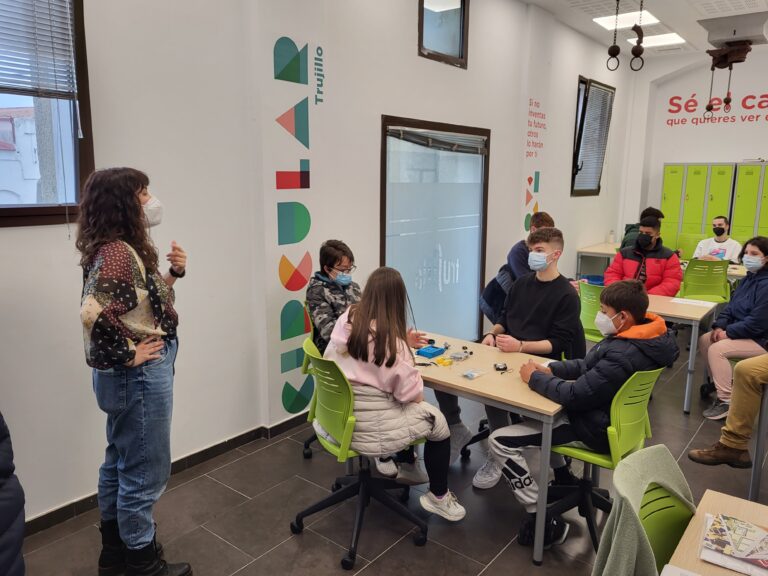 Trujillo_ArduinoDay_3